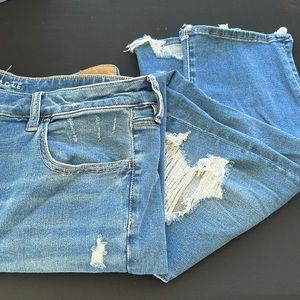 AMERICAN EAGLE WOMEN JEANS